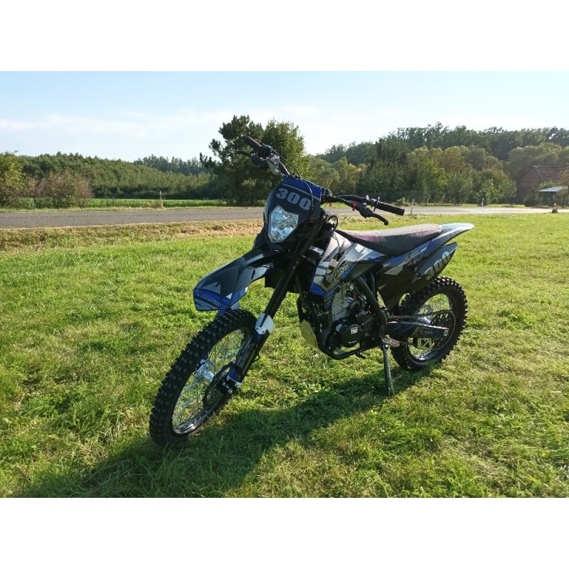 Pitbike Leramotors Killer PRO 300ccm H2O 21/18 Modrá